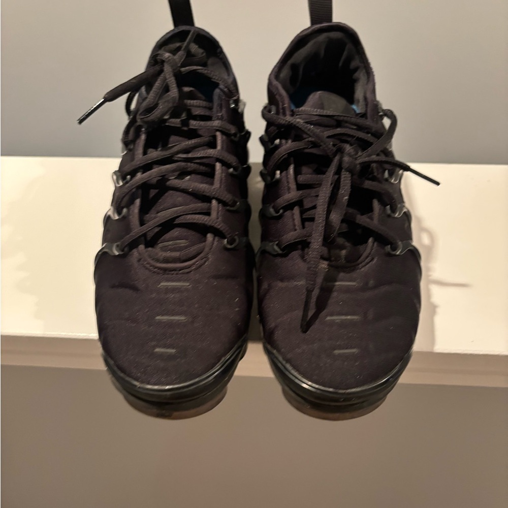 GUC Women’s Black Nike Airmax Sz 8 Sneakers